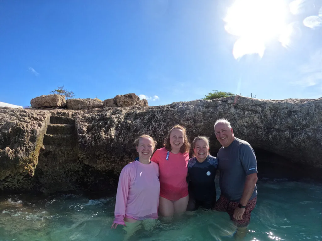 Aruba's Vitamin Sea - Medium Size Group Package